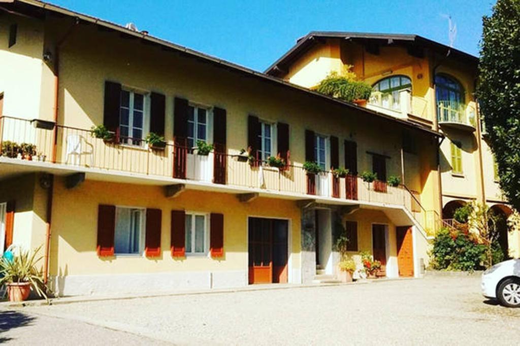 Apartment Piccolo Borgo Castelveccana Экстерьер фото