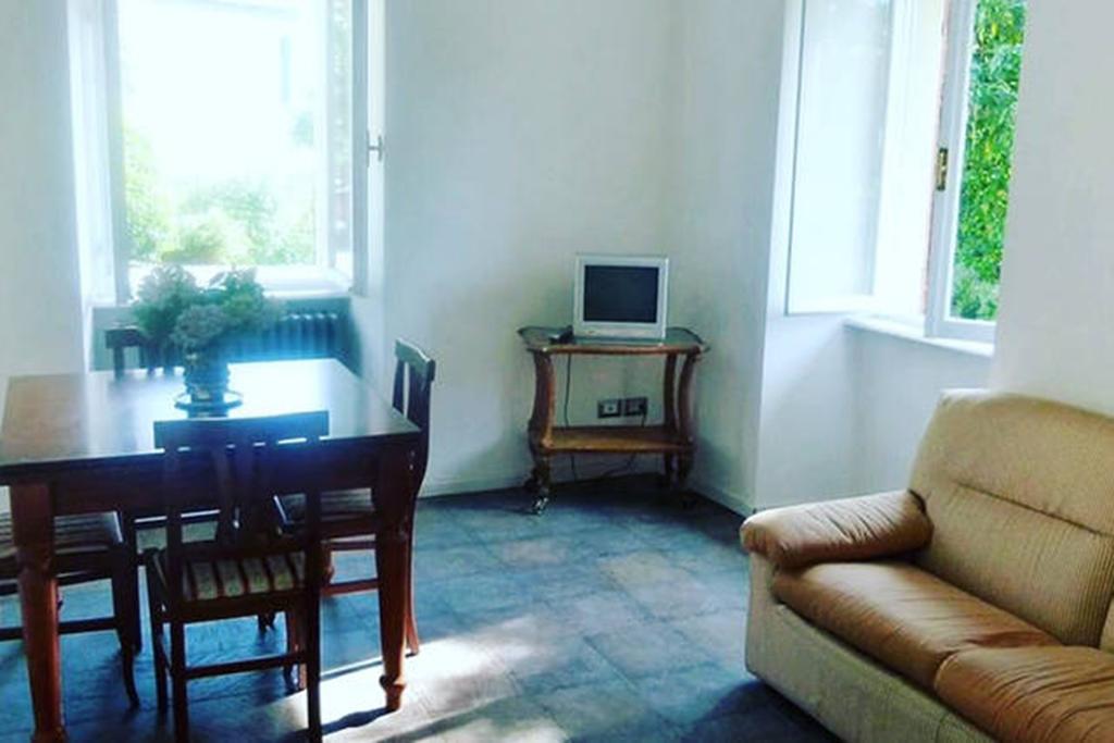 Apartment Piccolo Borgo Castelveccana Экстерьер фото